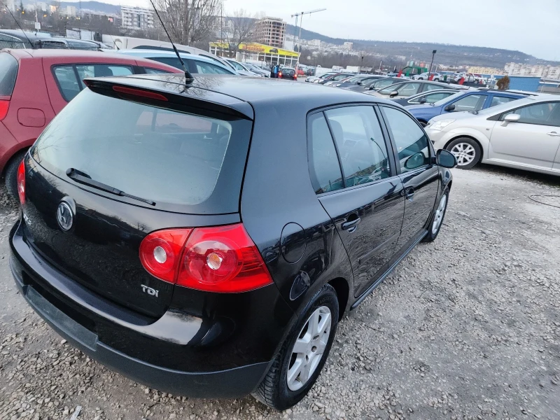 VW Golf 5, снимка 4 - Автомобили и джипове - 49135240