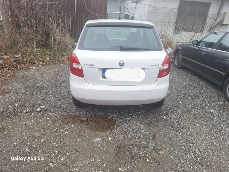 Skoda Fabia, снимка 2 - Автомобили и джипове - 49222610