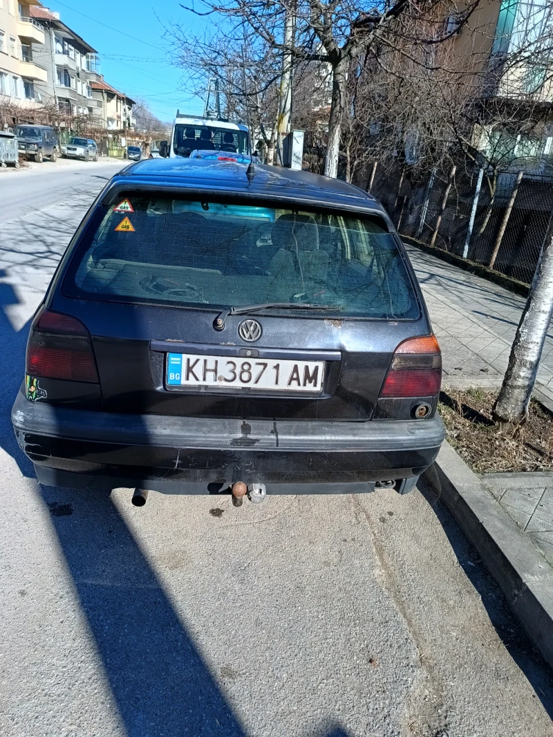 VW Golf 1.8 бензин/газ, снимка 4 - Автомобили и джипове - 49416746