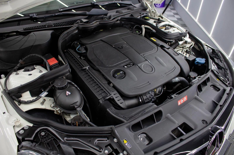 Mercedes-Benz C 350 AMG 4matic, снимка 10 - Автомобили и джипове - 49729751