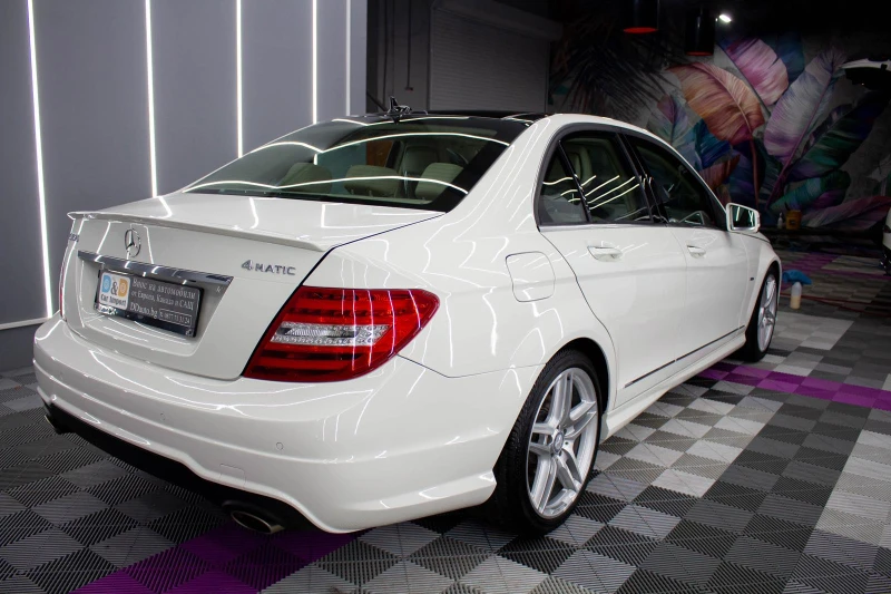 Mercedes-Benz C 350 AMG 4matic, снимка 4 - Автомобили и джипове - 49729751