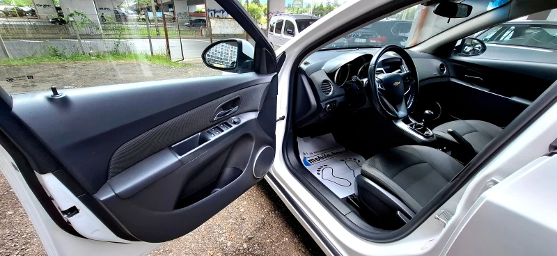 Chevrolet Cruze СЕРВ. ДОК. ГАЗ, снимка 10 - Автомобили и джипове - 50323286