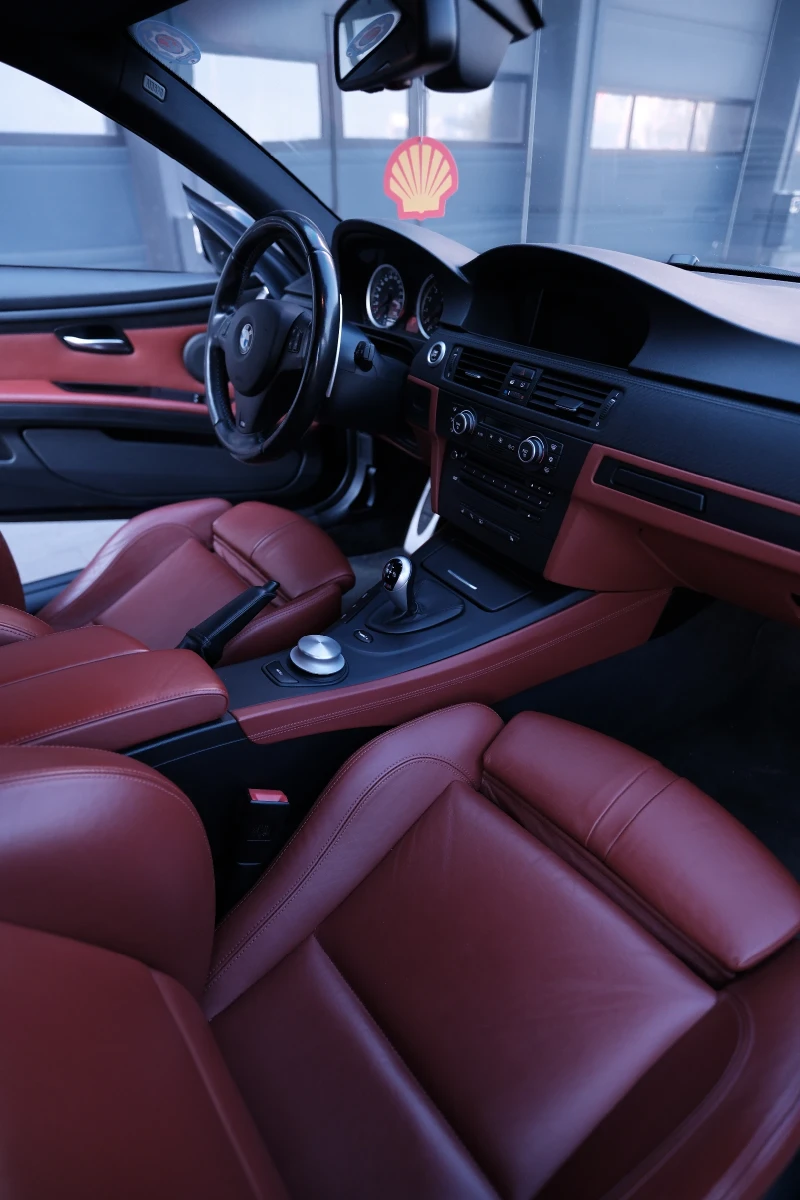 BMW M3 Е92, снимка 9 - Автомобили и джипове - 51697144