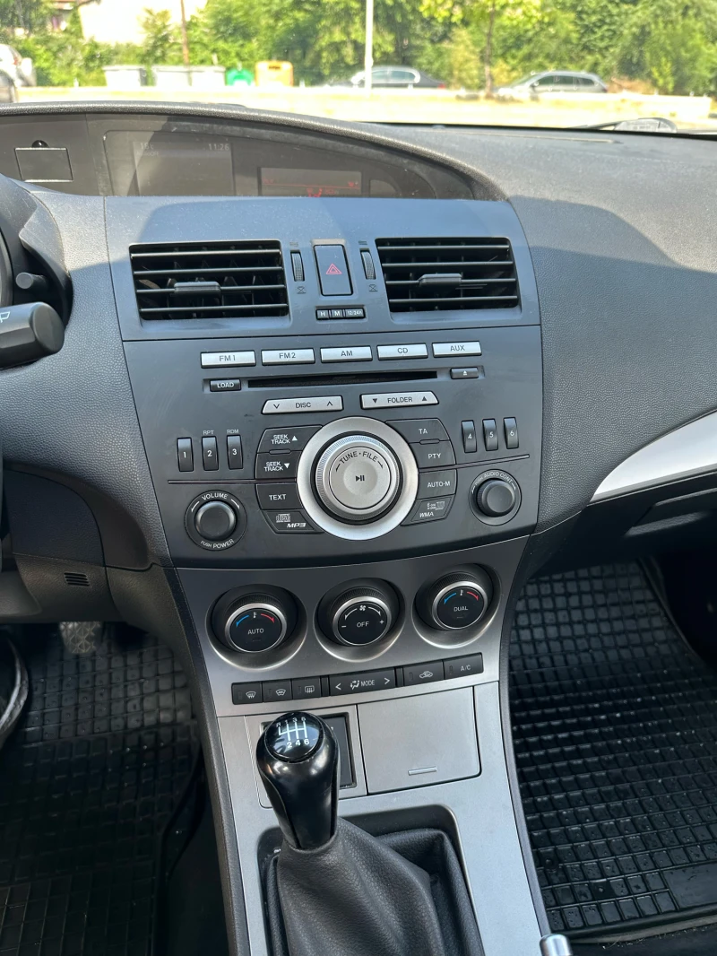 Mazda 3 MZR-CD 2.2, снимка 13 - Автомобили и джипове - 51254960