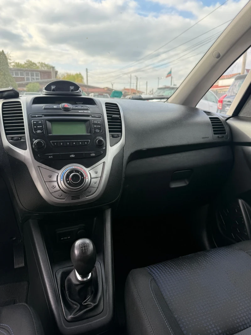 Hyundai Ix20 1.4; LPG, снимка 8 - Автомобили и джипове - 52306145