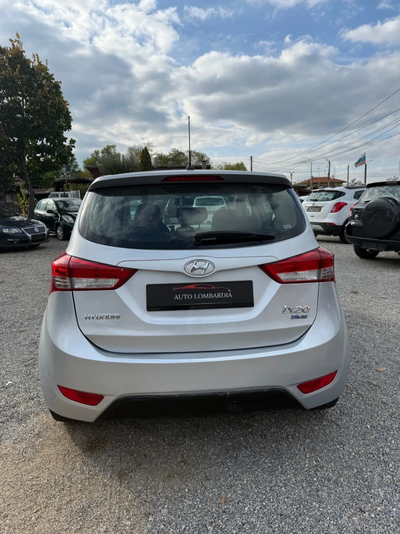 Hyundai Ix20 1.4; LPG, снимка 5 - Автомобили и джипове - 52306145