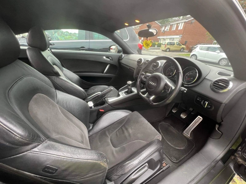 Audi Tt, снимка 5 - Автомобили и джипове - 52310490