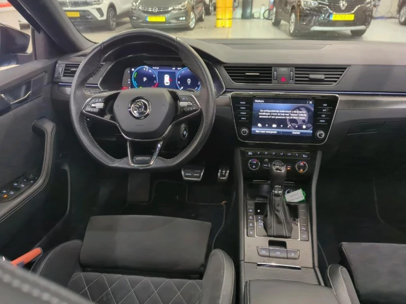 Skoda Superb  TSI Sportline, снимка 8 - Автомобили и джипове - 53097275
