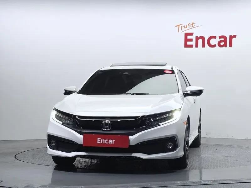 Honda Civic 1.5 10Th Generation, снимка 3 - Автомобили и джипове - 54953897