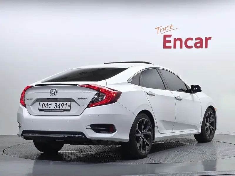 Honda Civic 1.5 10Th Generation, снимка 2 - Автомобили и джипове - 54953897
