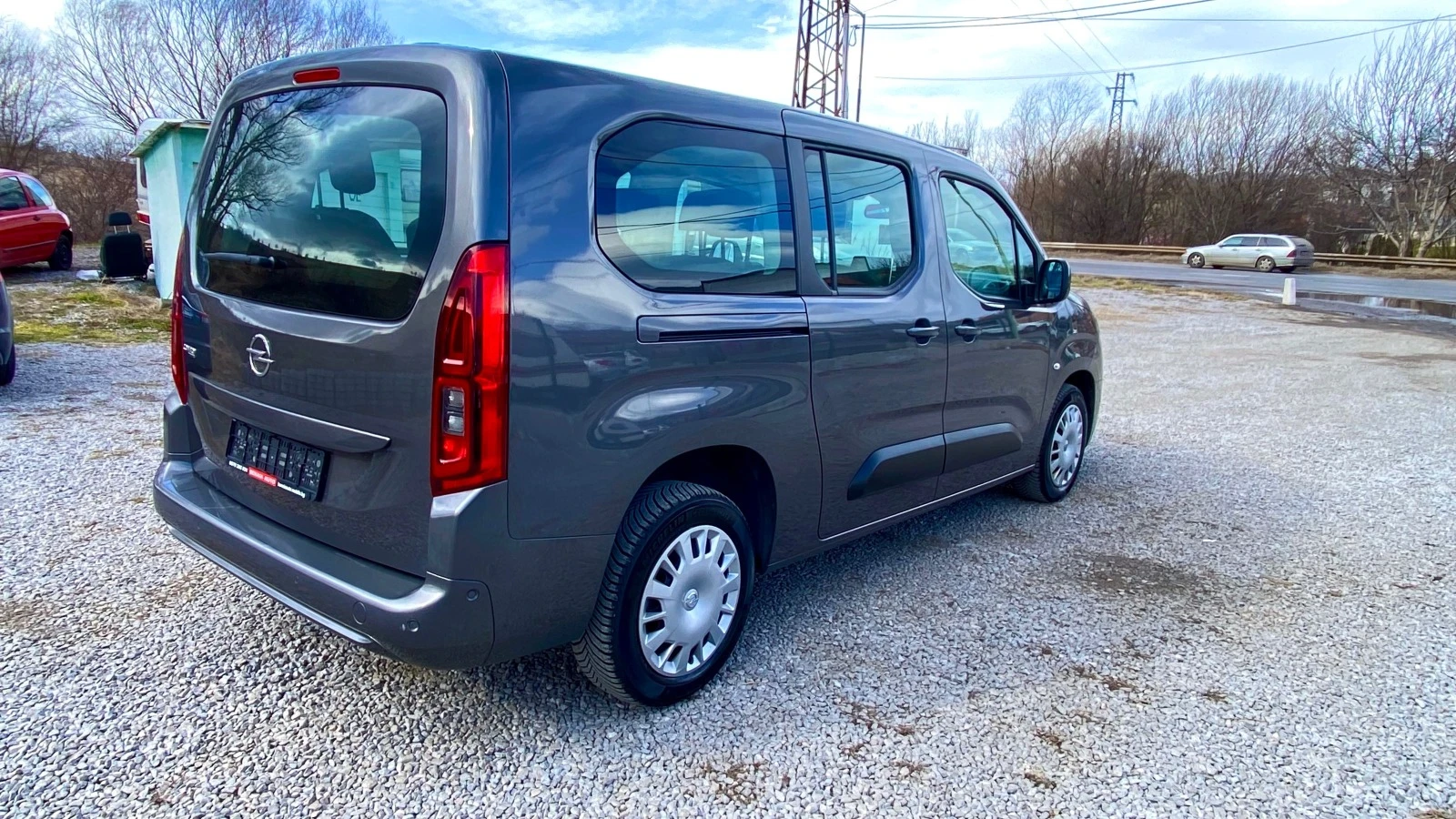 Opel Combo 1.5-130 Combo Life - изображение 3