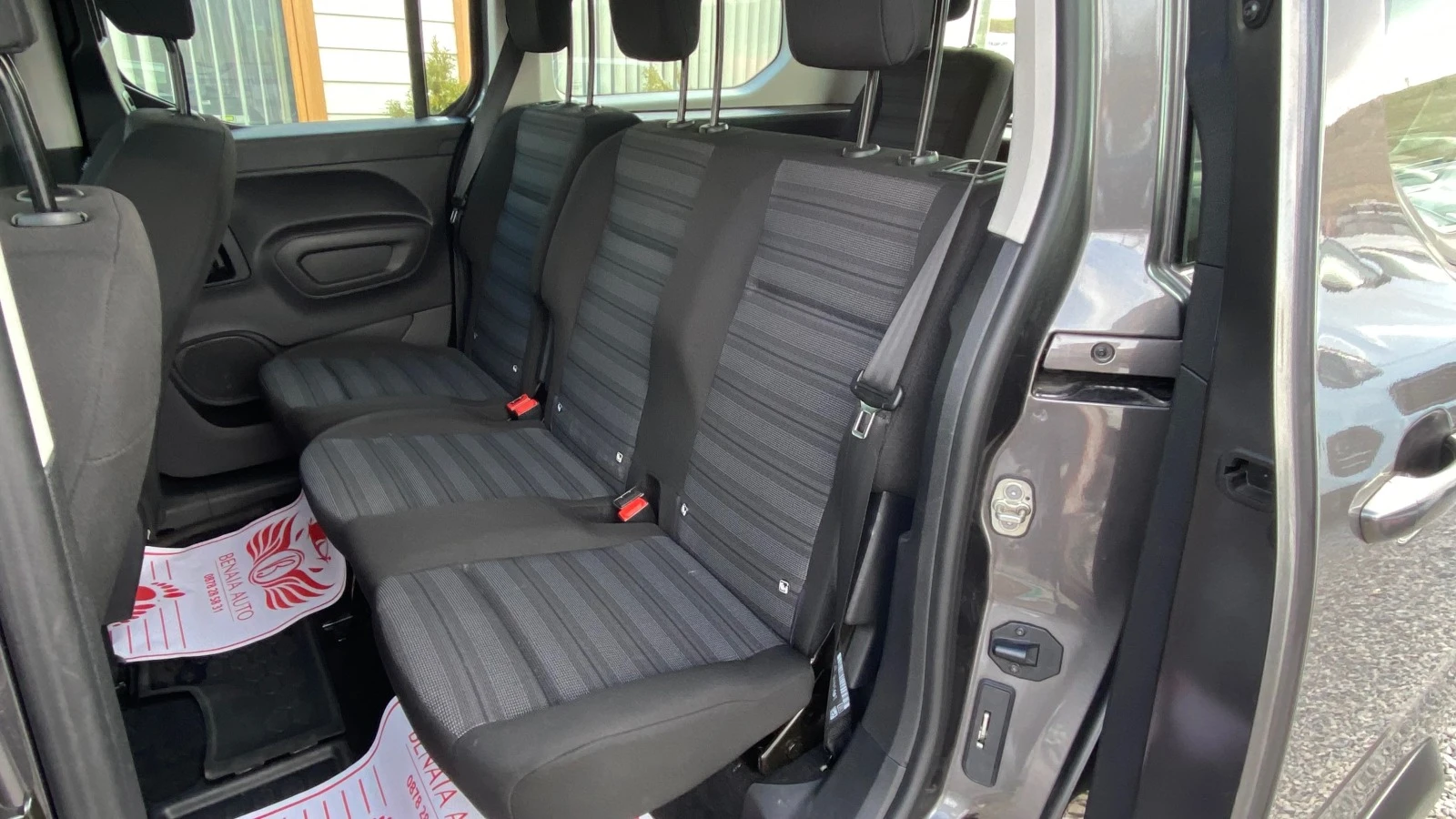 Opel Combo 1.5-130 Combo Life - изображение 8