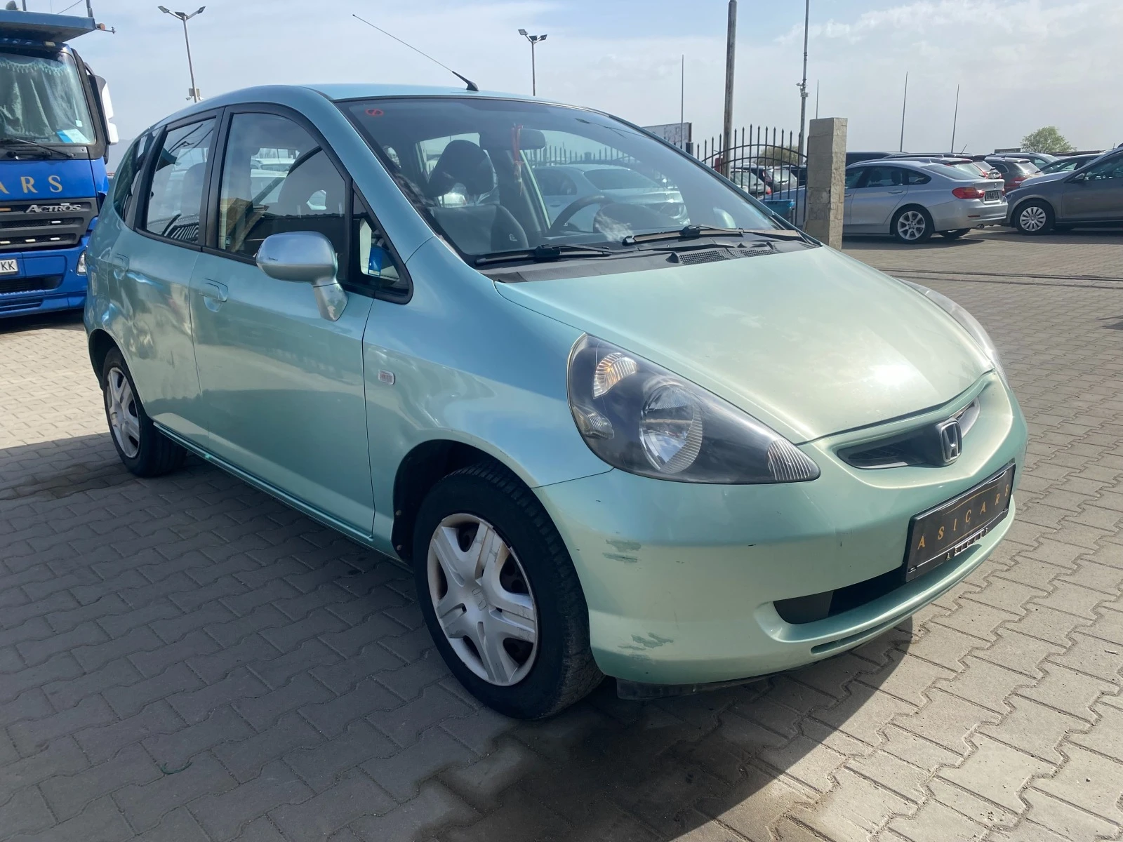 Honda Jazz 1.2I - изображение 7