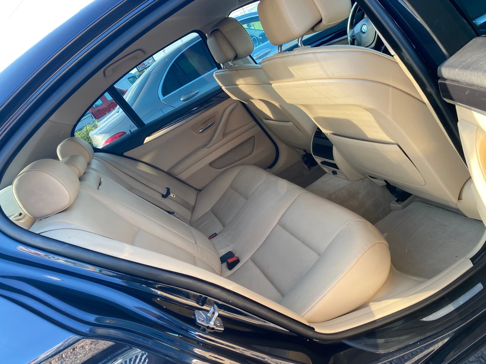 BMW 528 3.0i, 258кс, 6ск, XENON, КОЖА, НАВИ, ПАРКТР, ЕЛ.ПА | Mobile.bg — изображение 14
