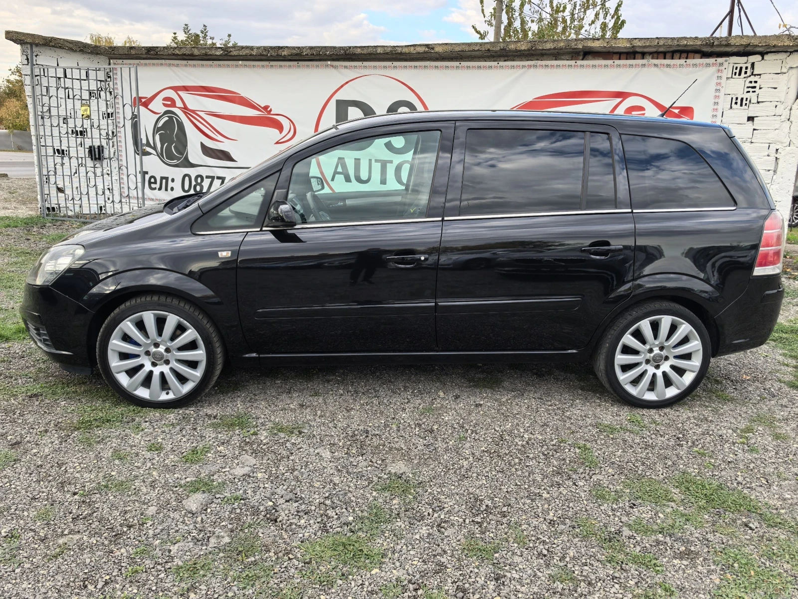 Opel Zafira 2.0T - изображение 2