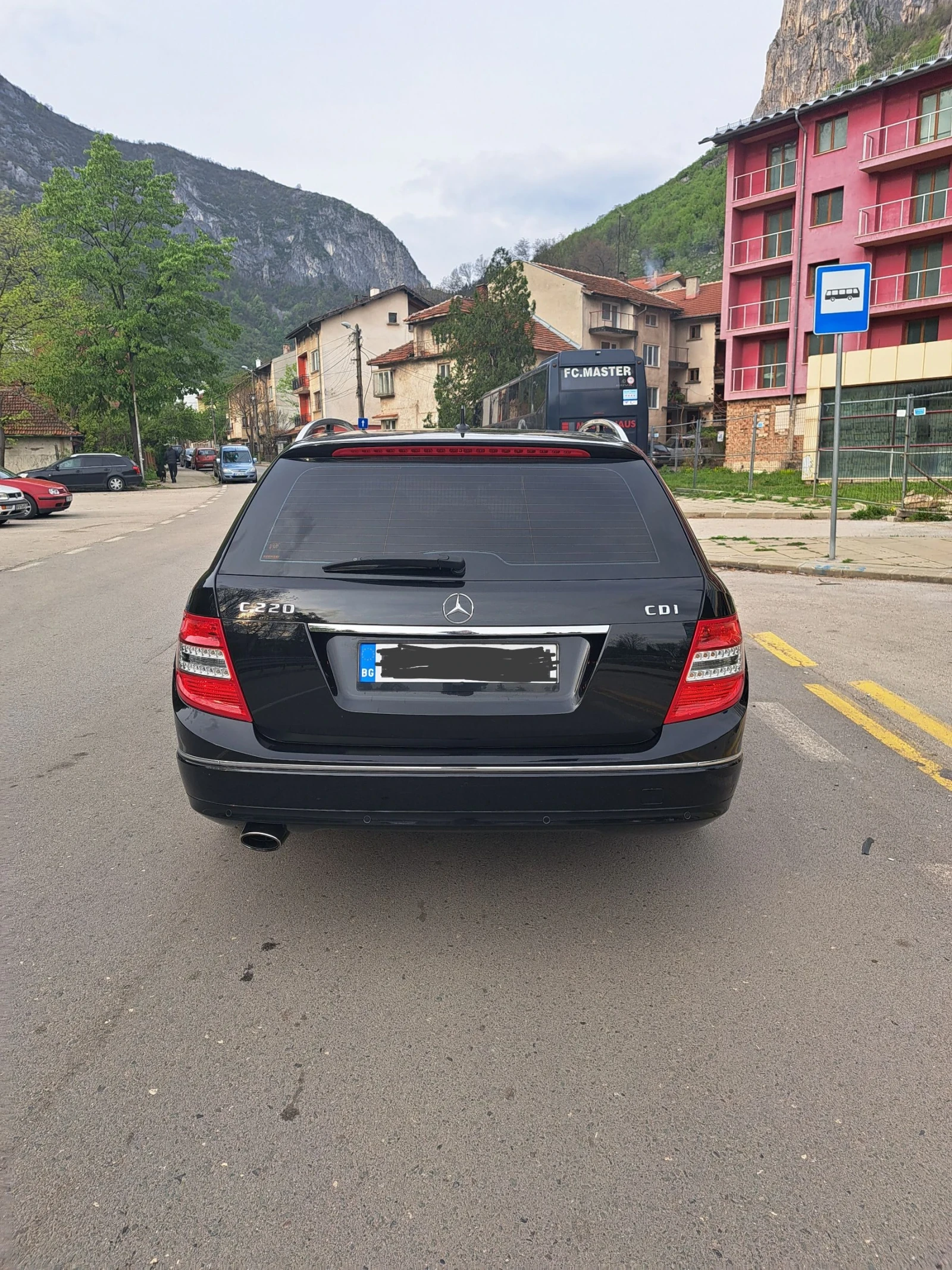 Mercedes-Benz C 220 2.2 - изображение 6