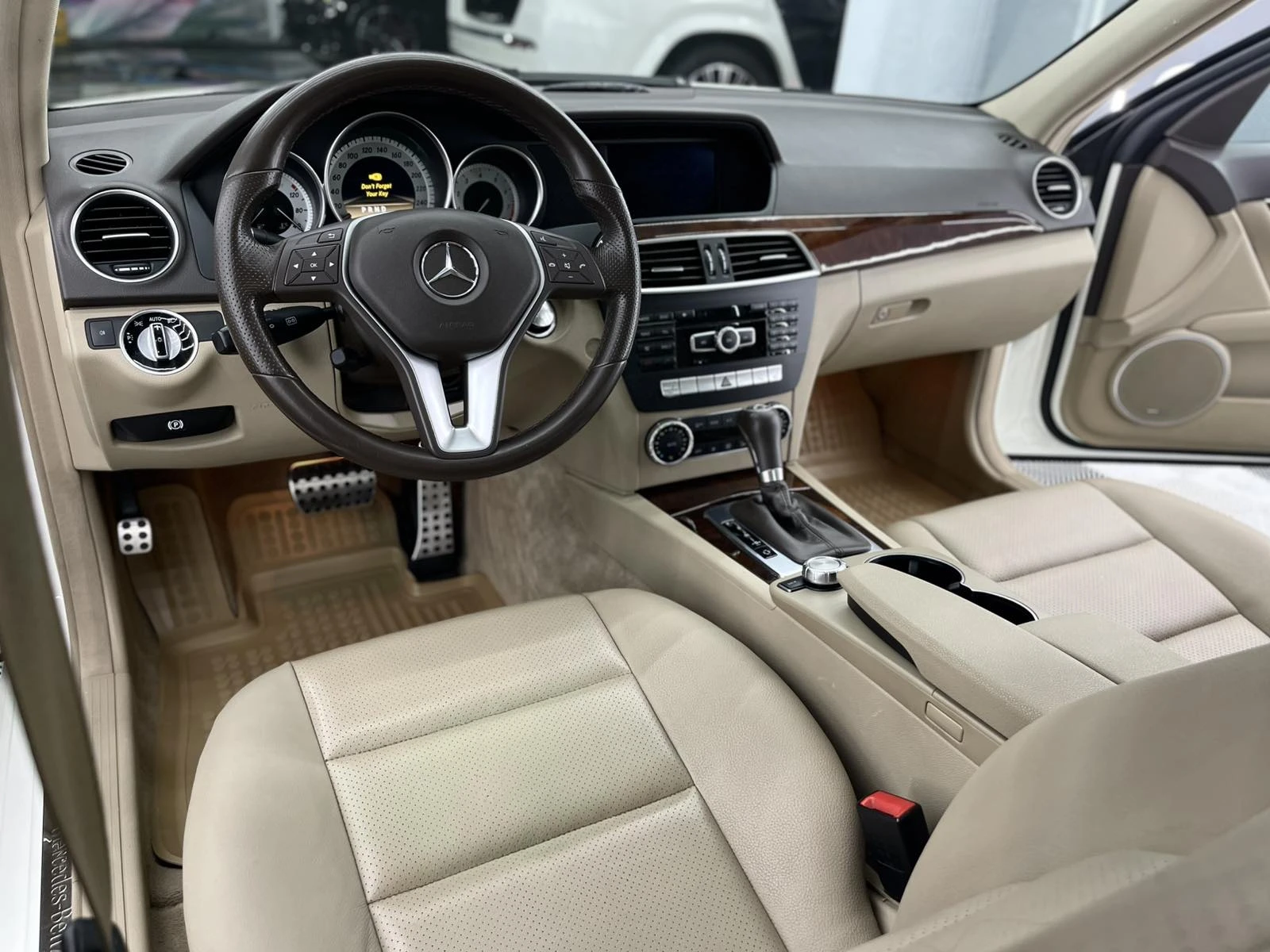 Mercedes-Benz C 350 AMG 4matic | Mobile.bg   11