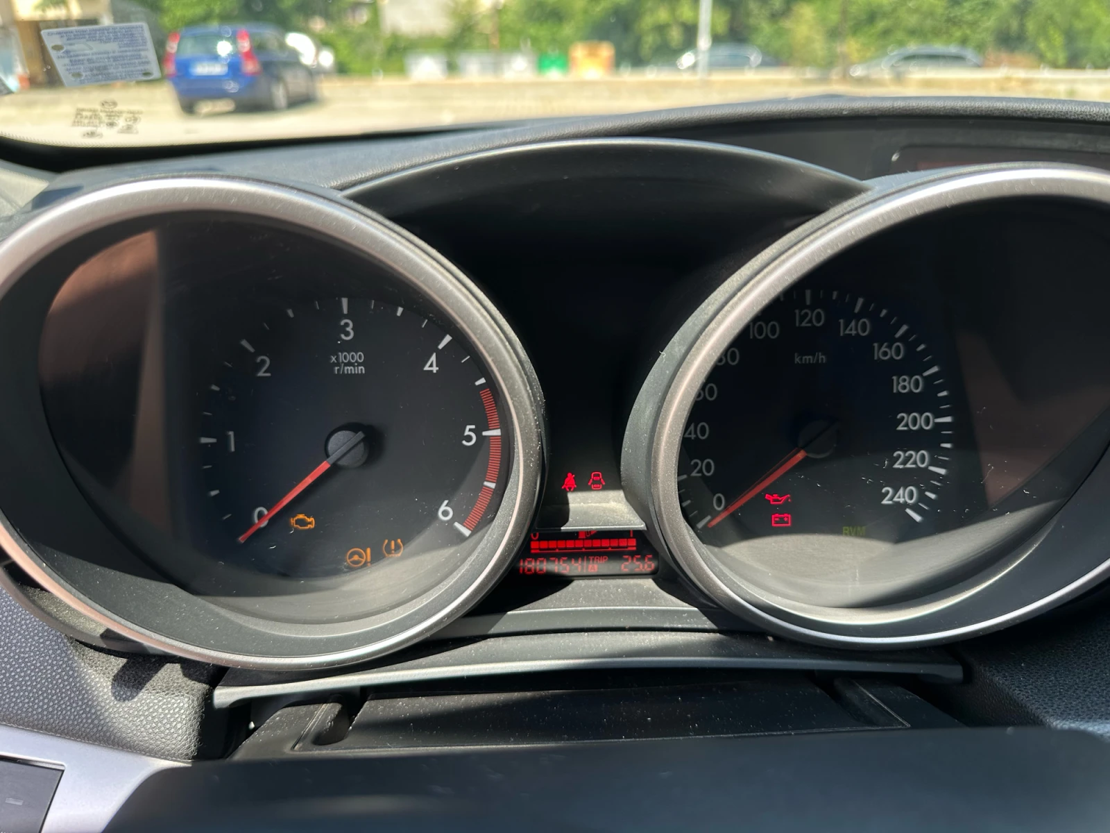 Mazda 3 MZR-CD 2.2 | Mobile.bg — изображение 12