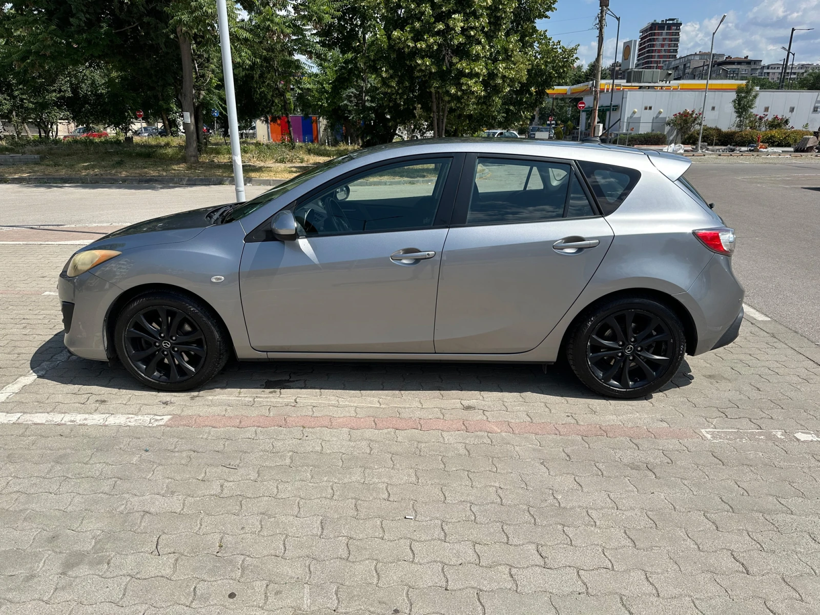 Mazda 3 MZR-CD 2.2 - изображение 8