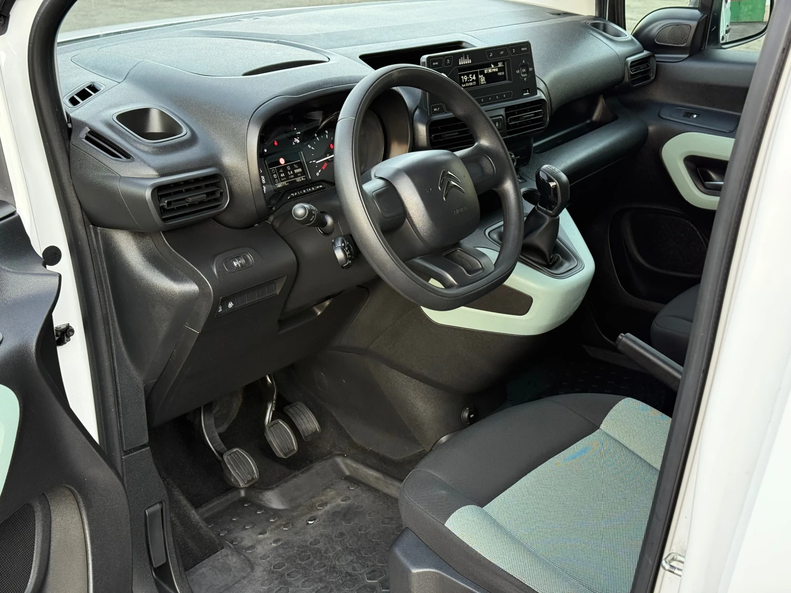 Citroen Berlingo 1.5HDi 102кс * Пътник* * Климатик* * Дистроник*  - изображение 10