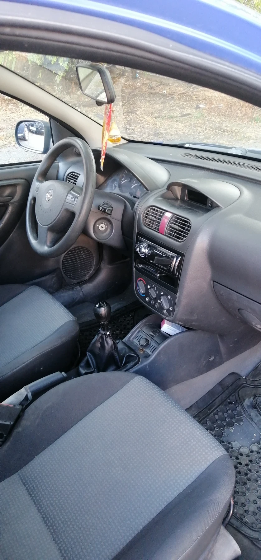 Opel Corsa  - изображение 4