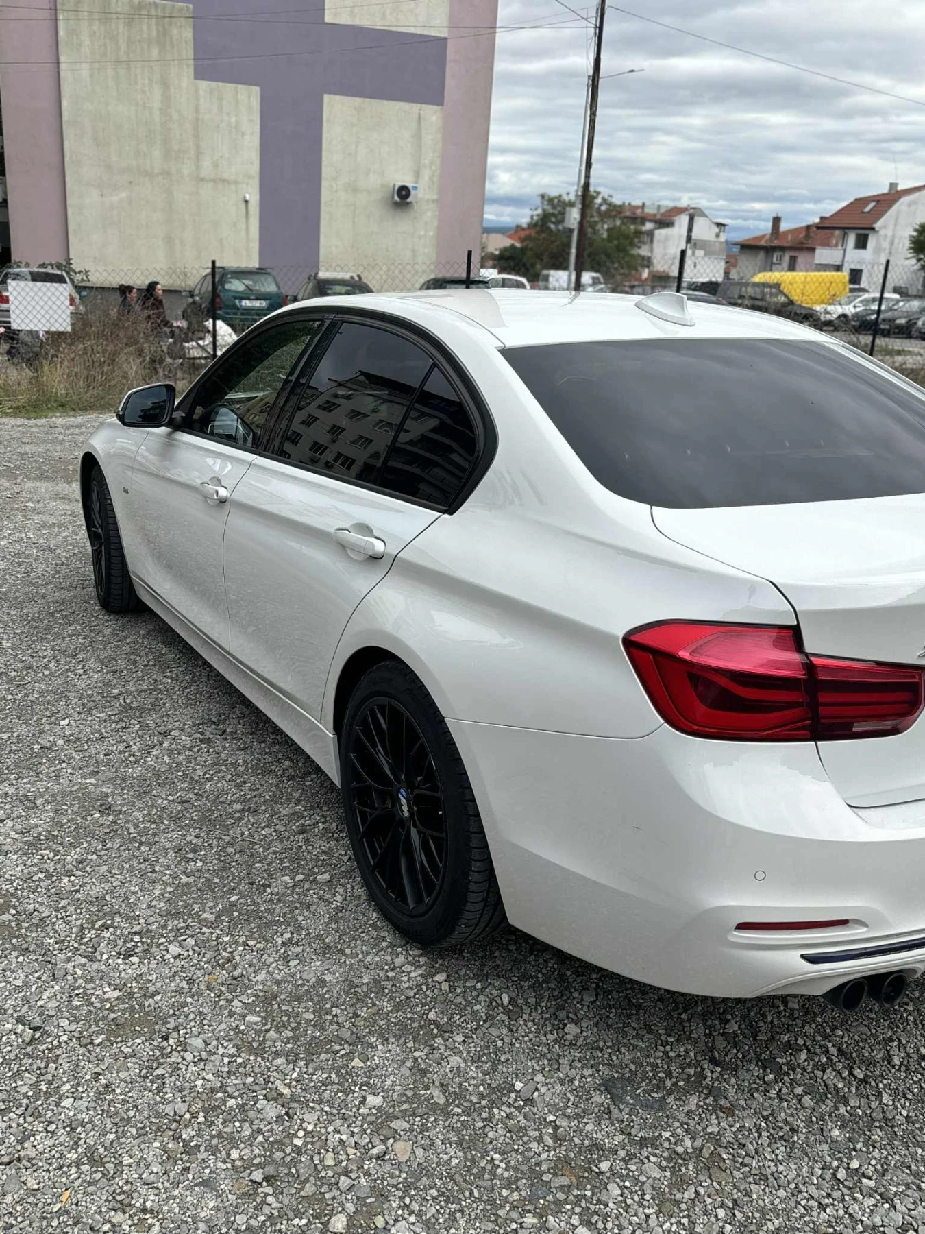 BMW 320 | Mobile.bg   7