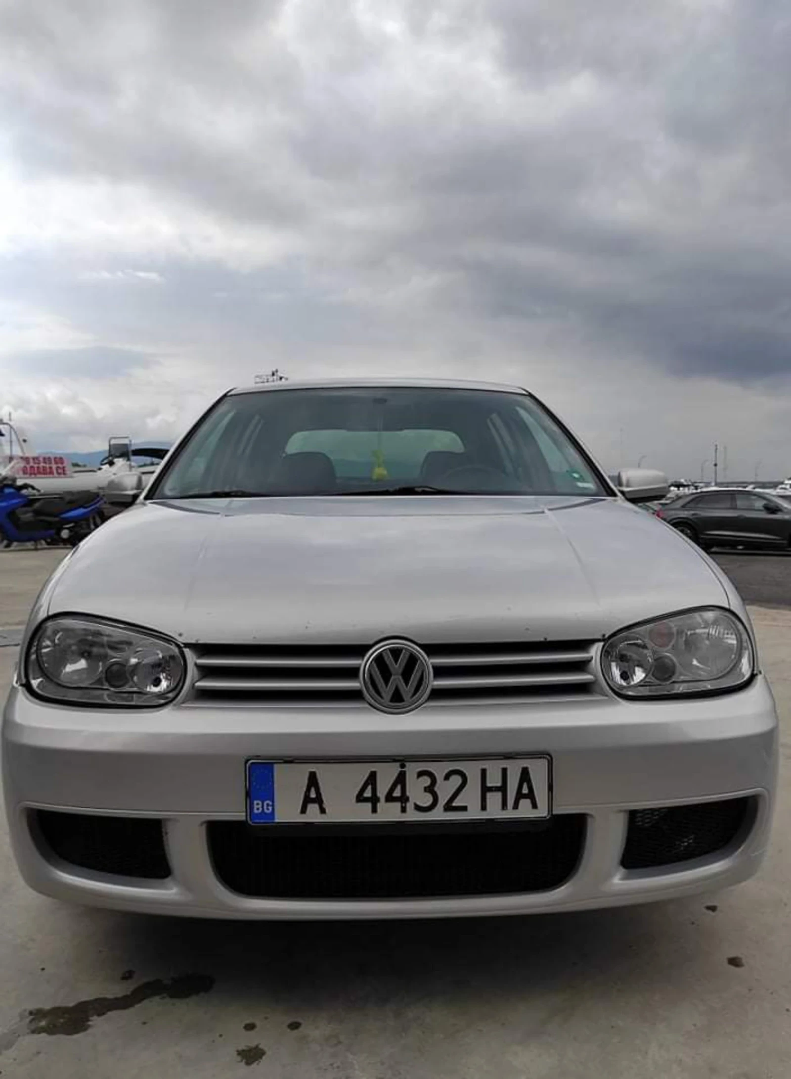 VW Golf 2.3 V5 - изображение 2