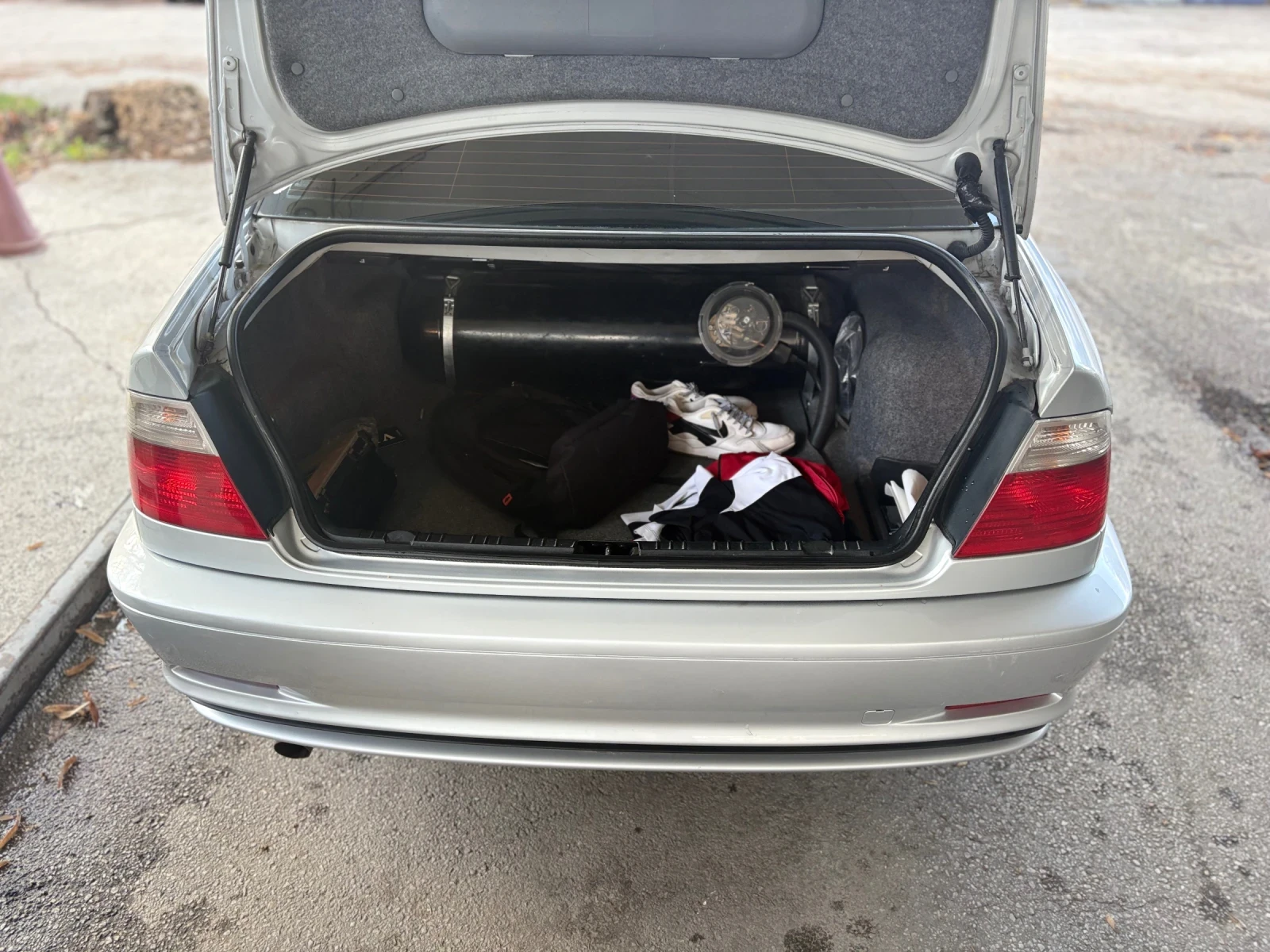 BMW 318  - изображение 3