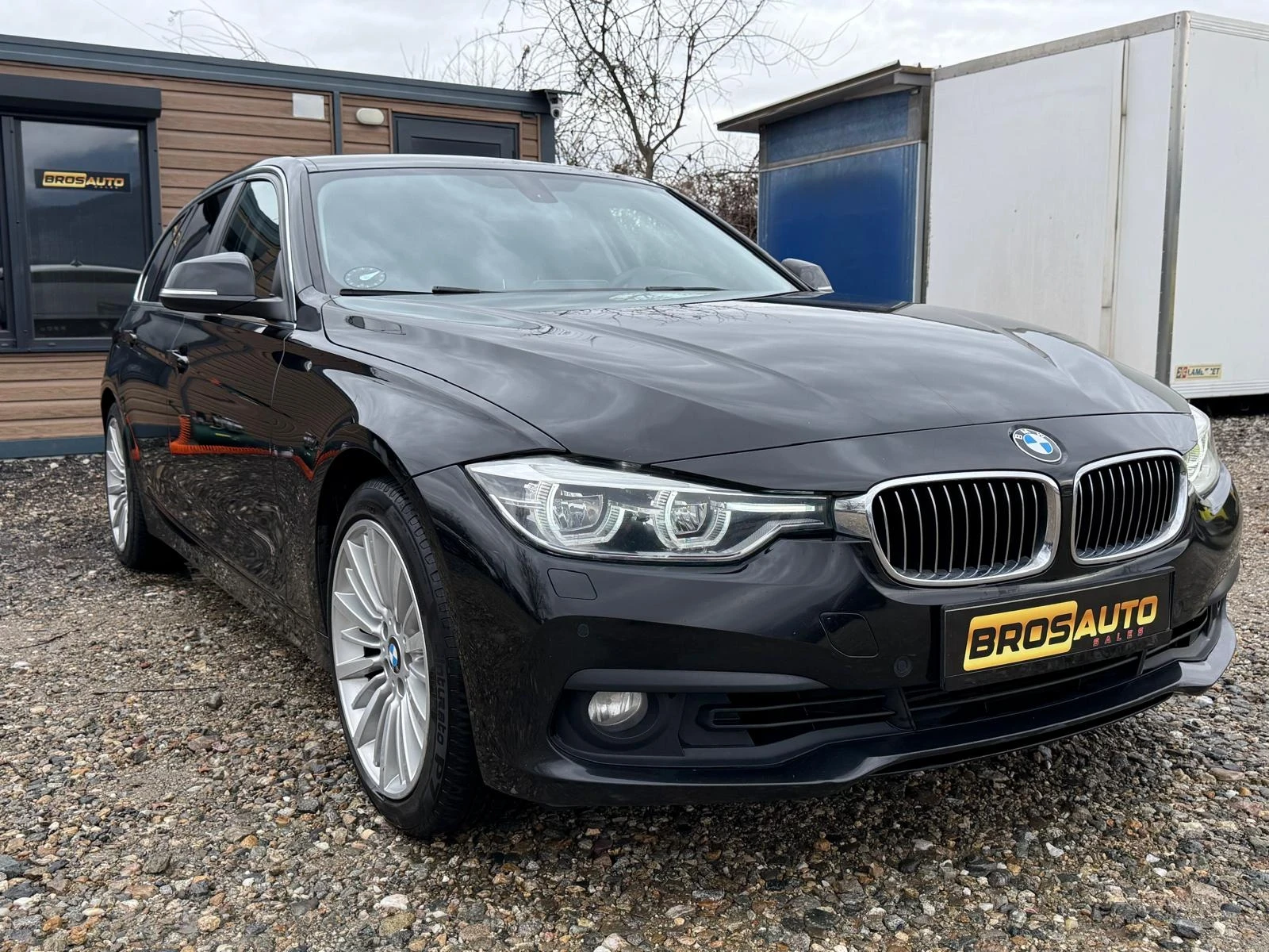 BMW 330 330d/258cc | Mobile.bg � ����������� 2