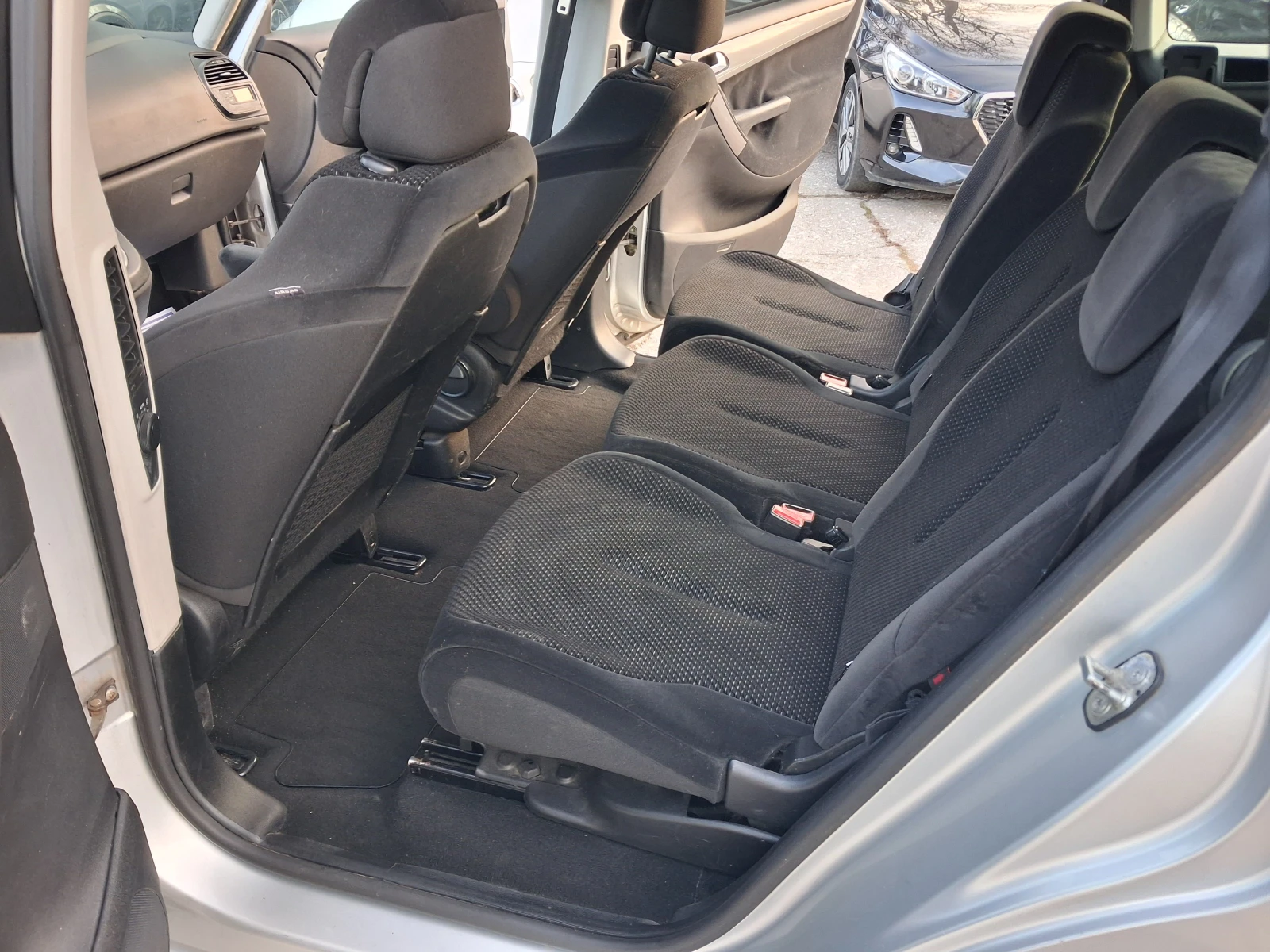 Citroen Grand C4 Picasso 1.8i* * ���.���* 7-�����* �������� | Mobile.bg � ����������� 10