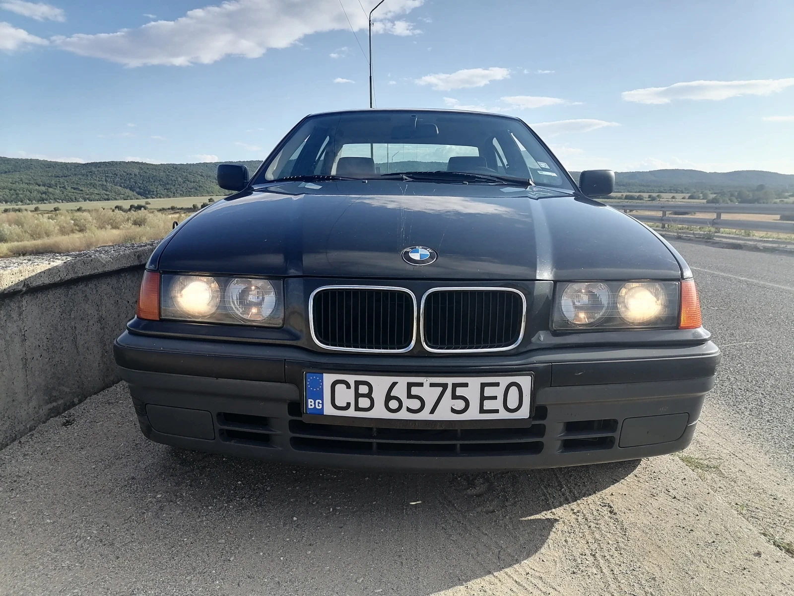 BMW 320, снимка 2 - Автомобили и джипове - 54201686