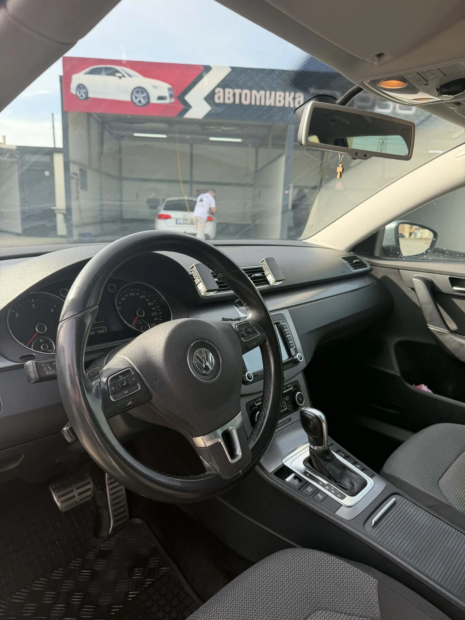 VW Passat B7, снимка 10 - Автомобили и джипове - 54277345