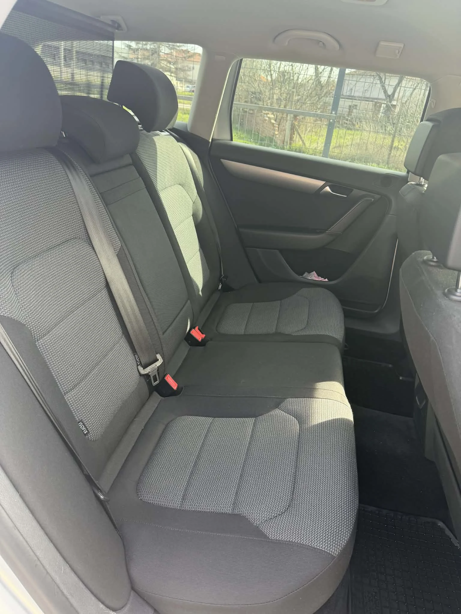 VW Passat B7, снимка 14 - Автомобили и джипове - 54277345