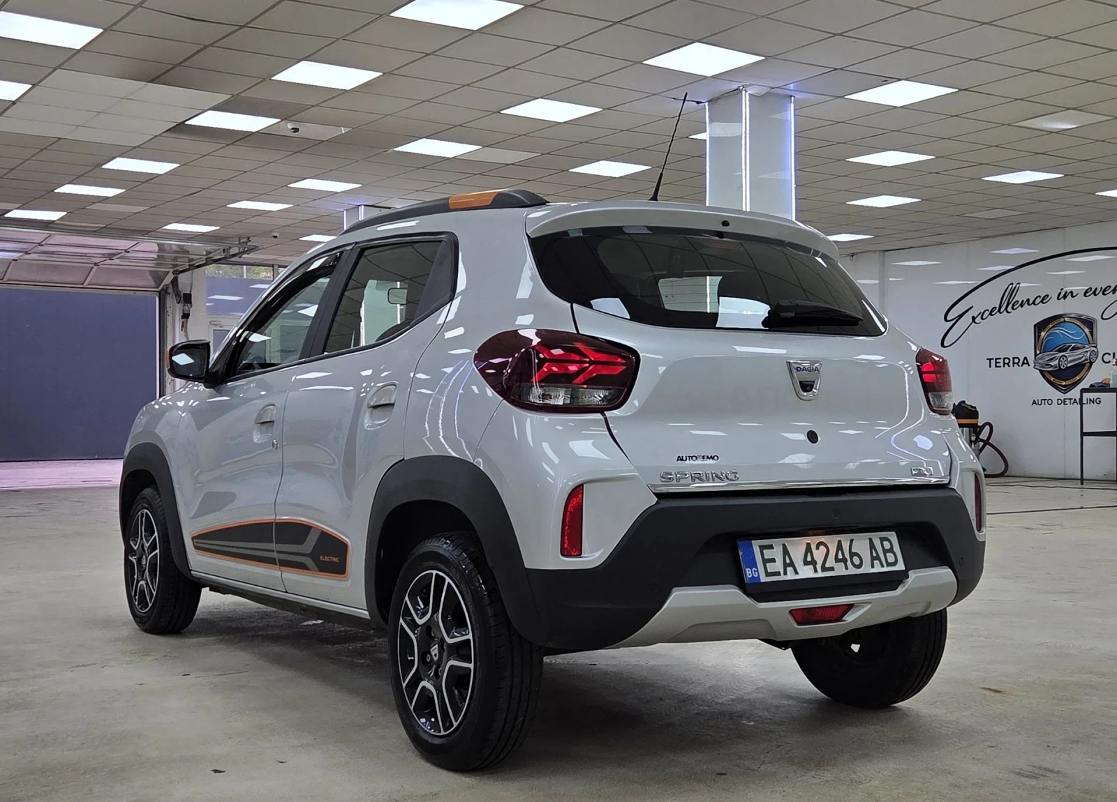 Dacia Spring 27KWh/25 ��� �� | Mobile.bg � ����������� 7
