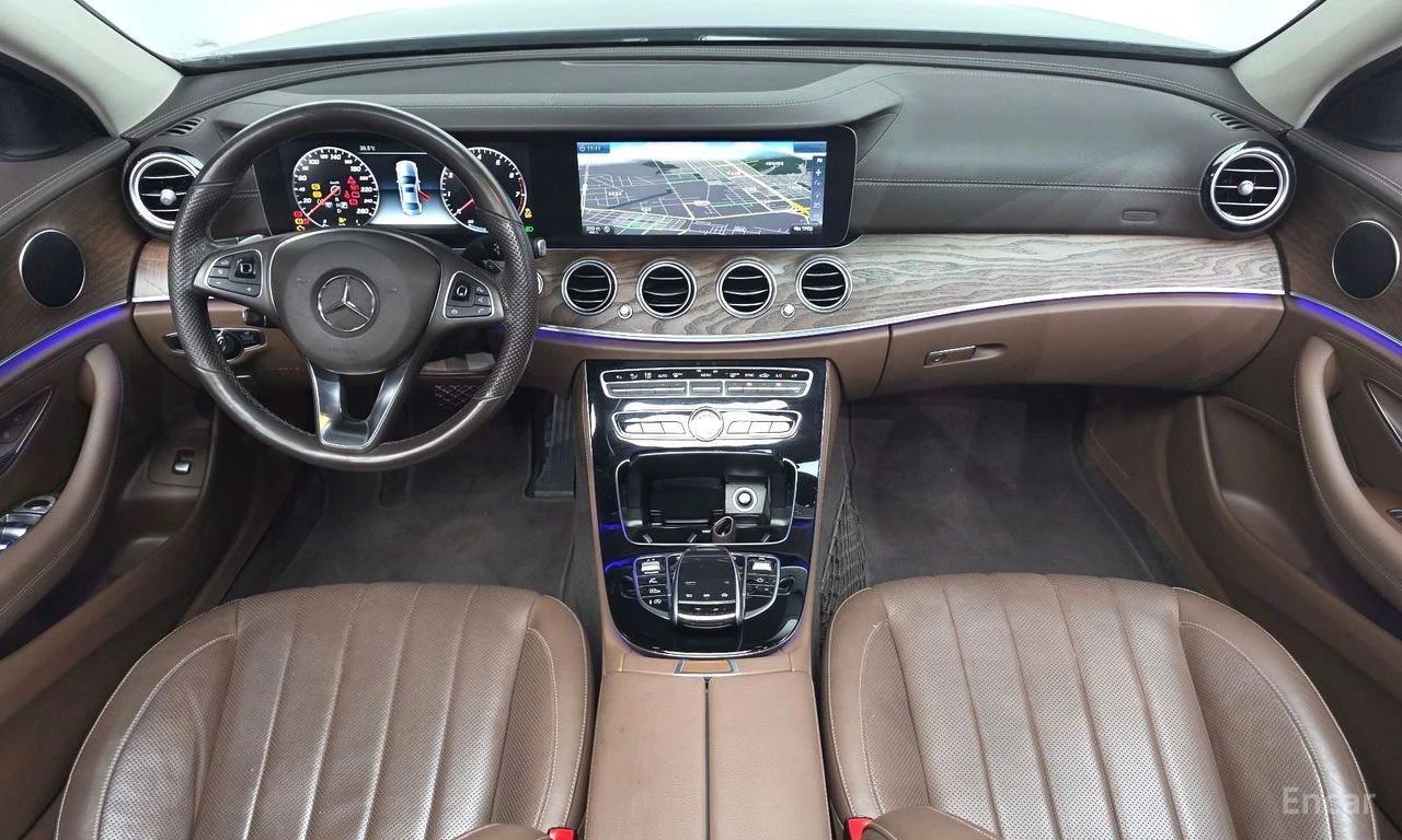 Mercedes-Benz E 300 ДИГИТАЛНО* ТАБЛО* ОБДУХВАНЕ* 360КАМЕРА* , снимка 7 - Автомобили и джипове - 55468007