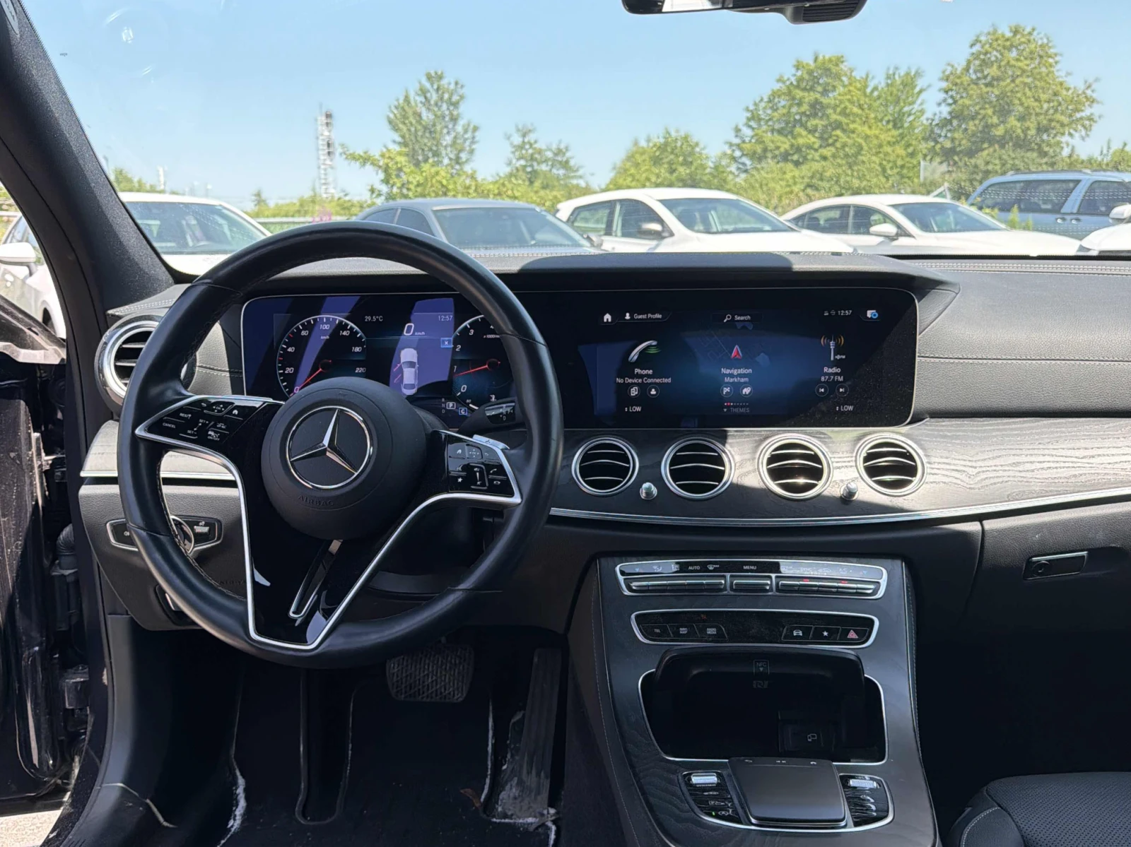 Mercedes-Benz E 350 2023 Mercedes-Benz E 350, снимка 11 - Автомобили и джипове - 55554452