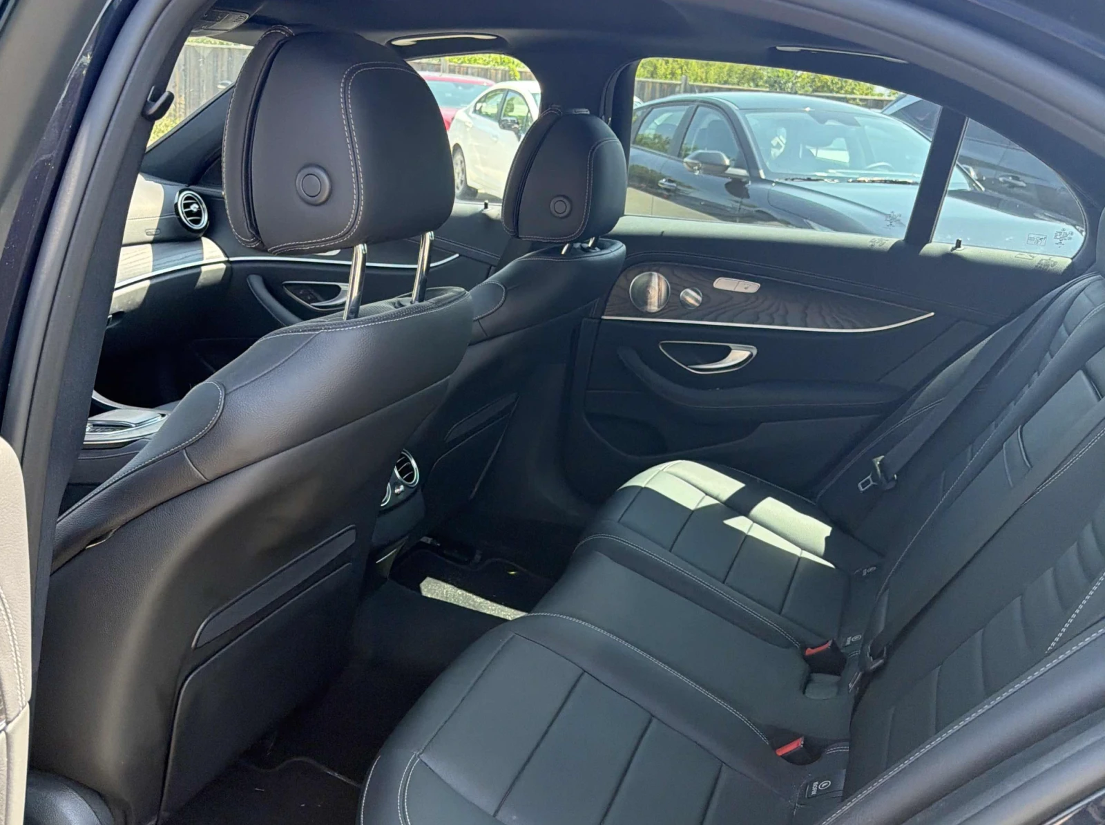 Mercedes-Benz E 350 2023 Mercedes-Benz E 350, снимка 10 - Автомобили и джипове - 55554452