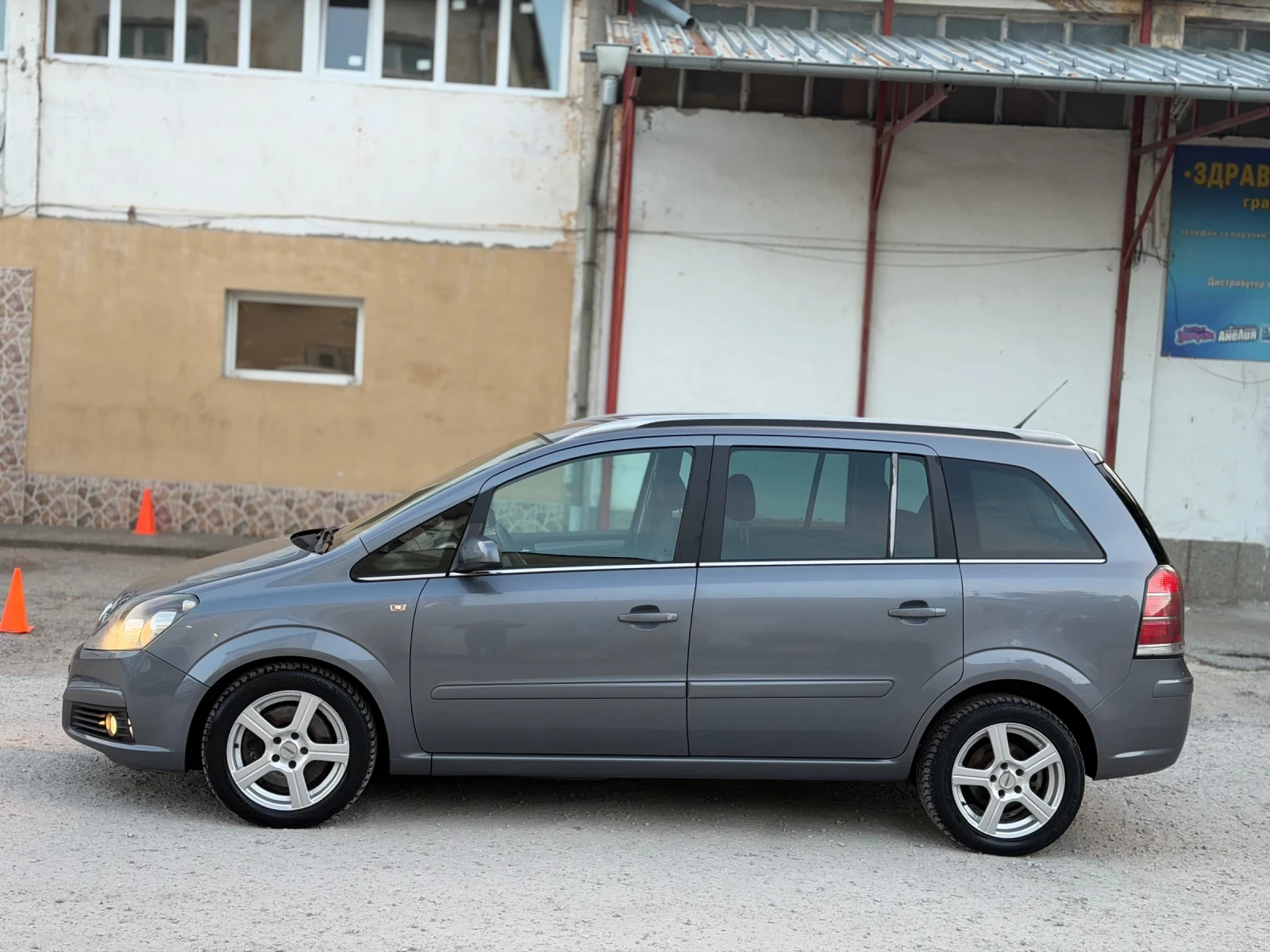 Opel Zafira 1.9 CDTI * 7 �����*  | Mobile.bg � ����������� 8