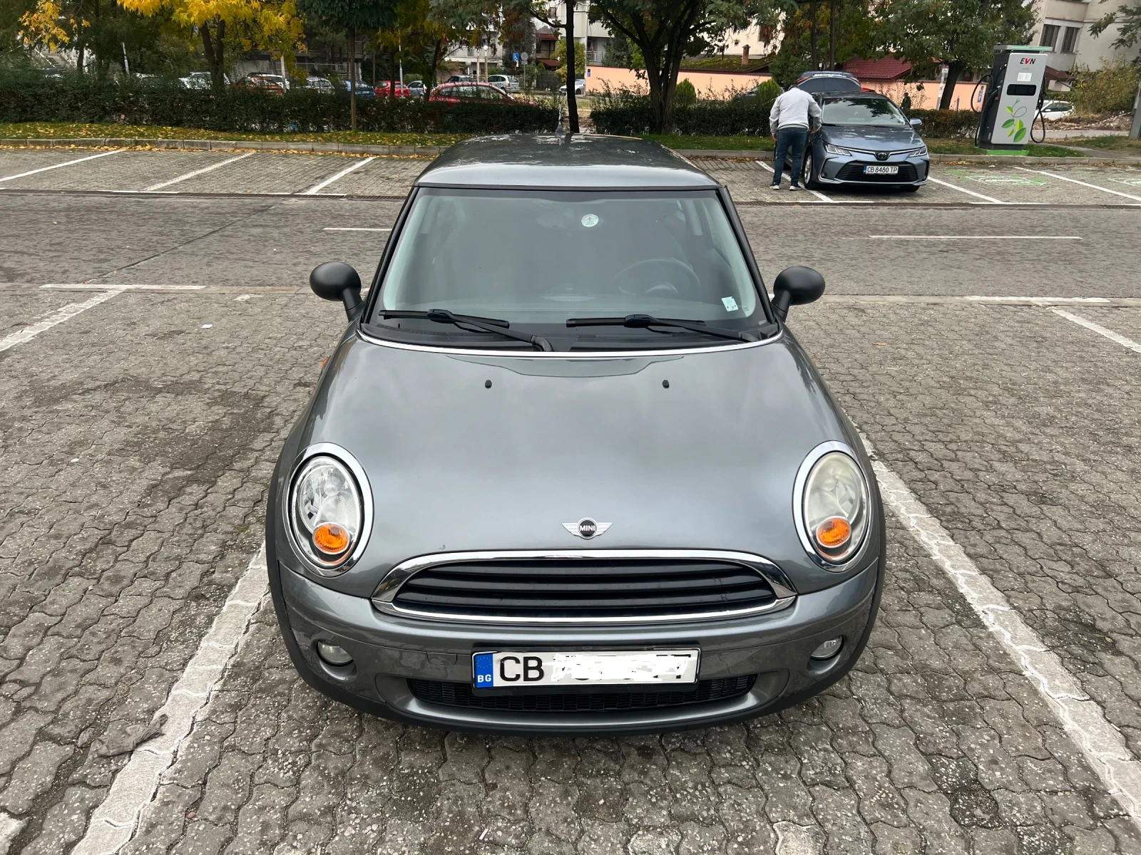 Mini Cooper Mini One 1.4i Automat, снимка 9 - Автомобили и джипове - 56550428