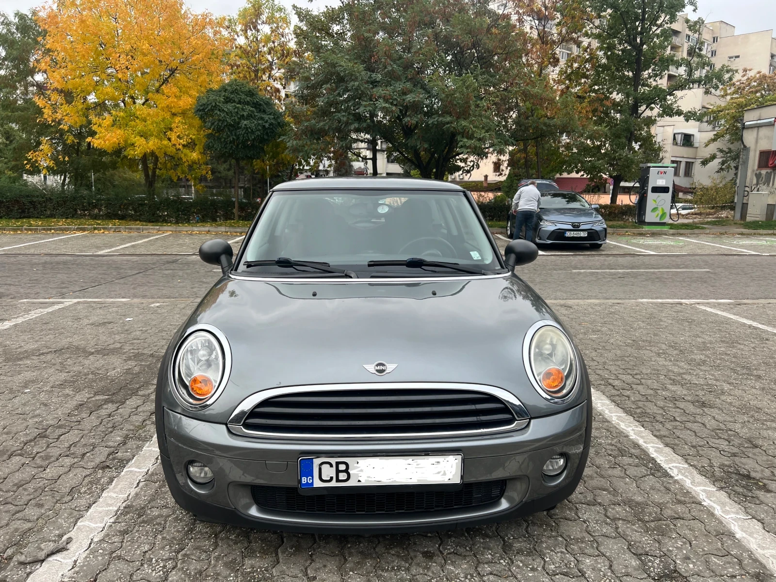 Mini Cooper Mini One 1.4i Automat, снимка 8 - Автомобили и джипове - 56550428