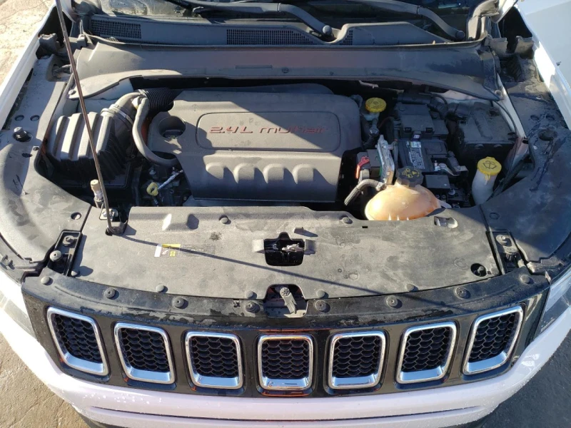 Jeep Compass LIMITED, снимка 12 - Автомобили и джипове - 47709769