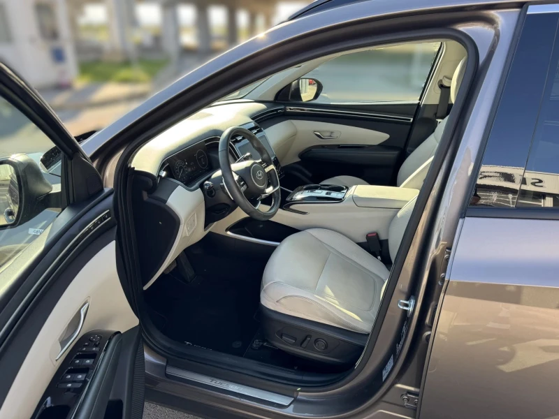 Hyundai Tucson, снимка 6 - Автомобили и джипове - 52476078