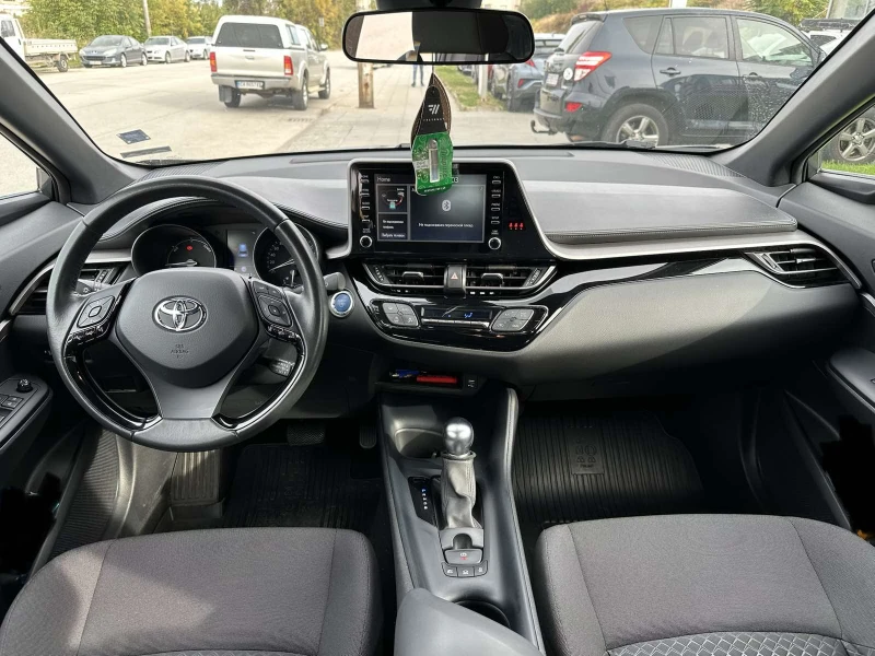 Toyota C-HR 1.8 HSD Center, снимка 13 - Автомобили и джипове - 52152239