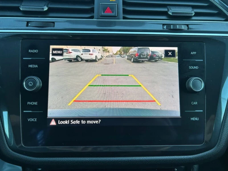 VW Tiguan Tiguan* Comfortline* АвтоКредит* (ЦЕНА ДО БГ)* , снимка 9 - Автомобили и джипове - 53322336