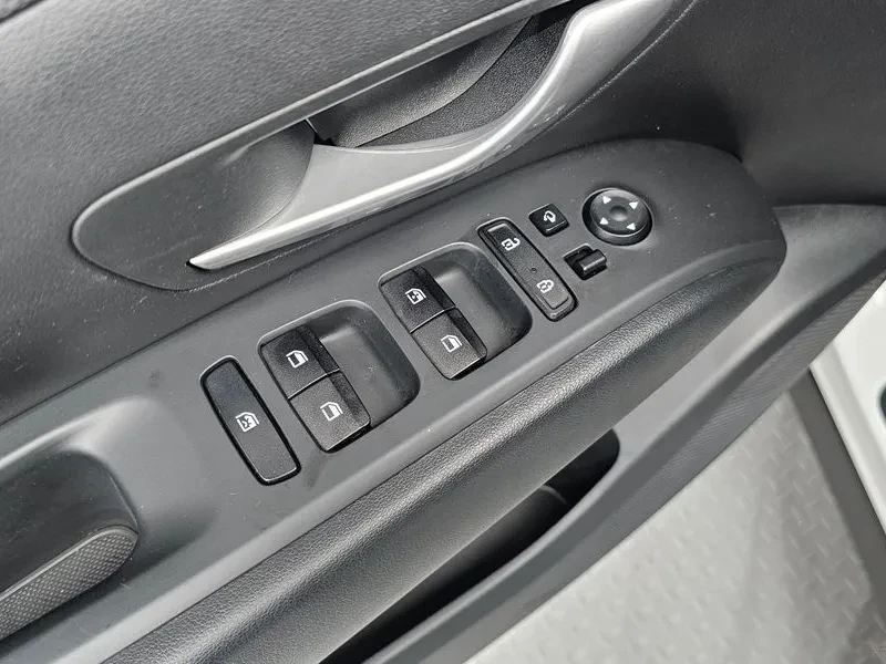 Hyundai Tucson 1.6 Hybrid - САМО 30% АВАНС, снимка 14 - Автомобили и джипове - 55991576