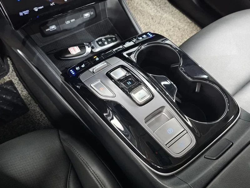 Hyundai Tucson 1.6 Hybrid - САМО 30% АВАНС, снимка 9 - Автомобили и джипове - 55991576