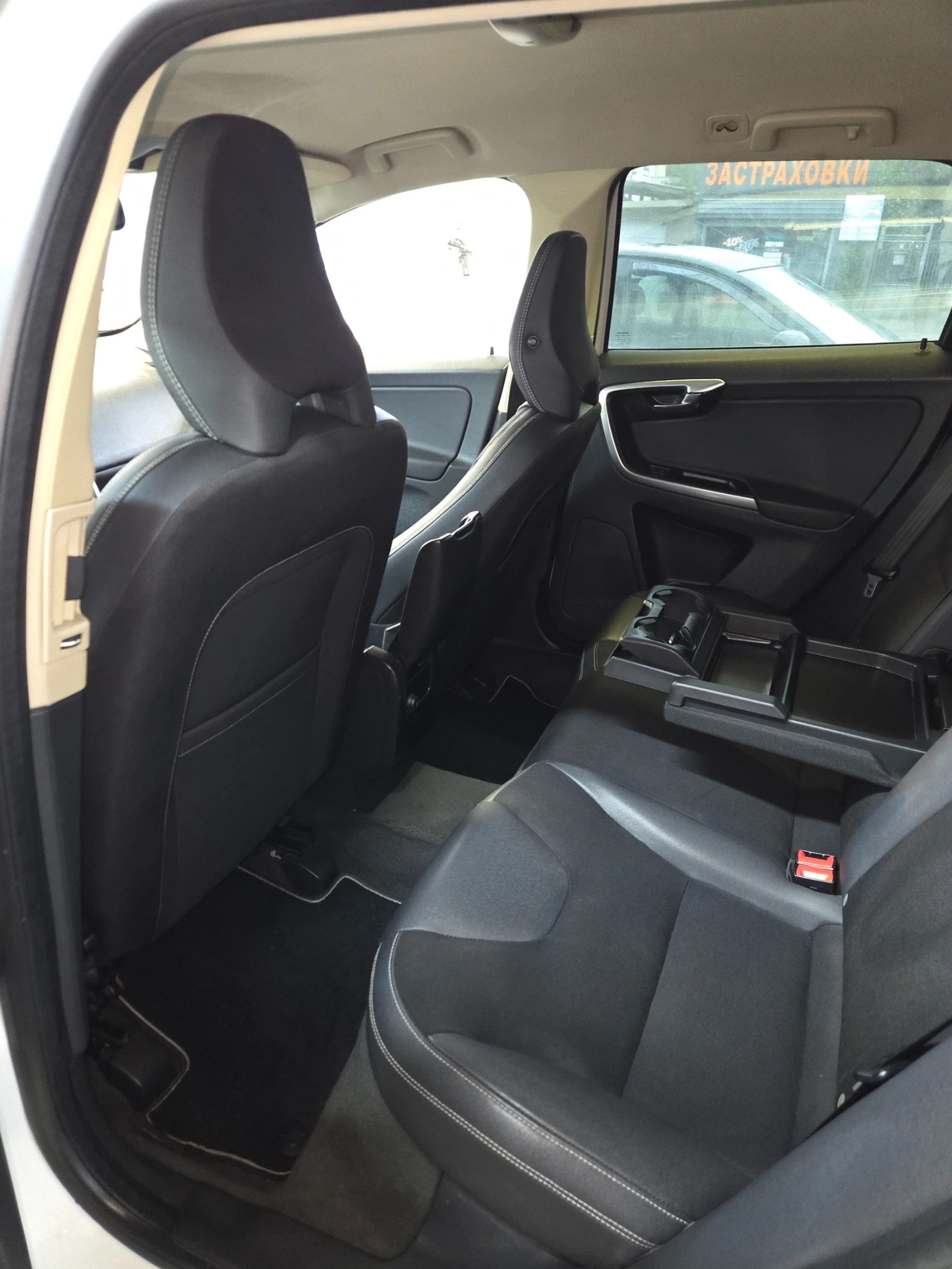 Volvo XC60 2.0D 163к.с. SUMMUM  - изображение 10
