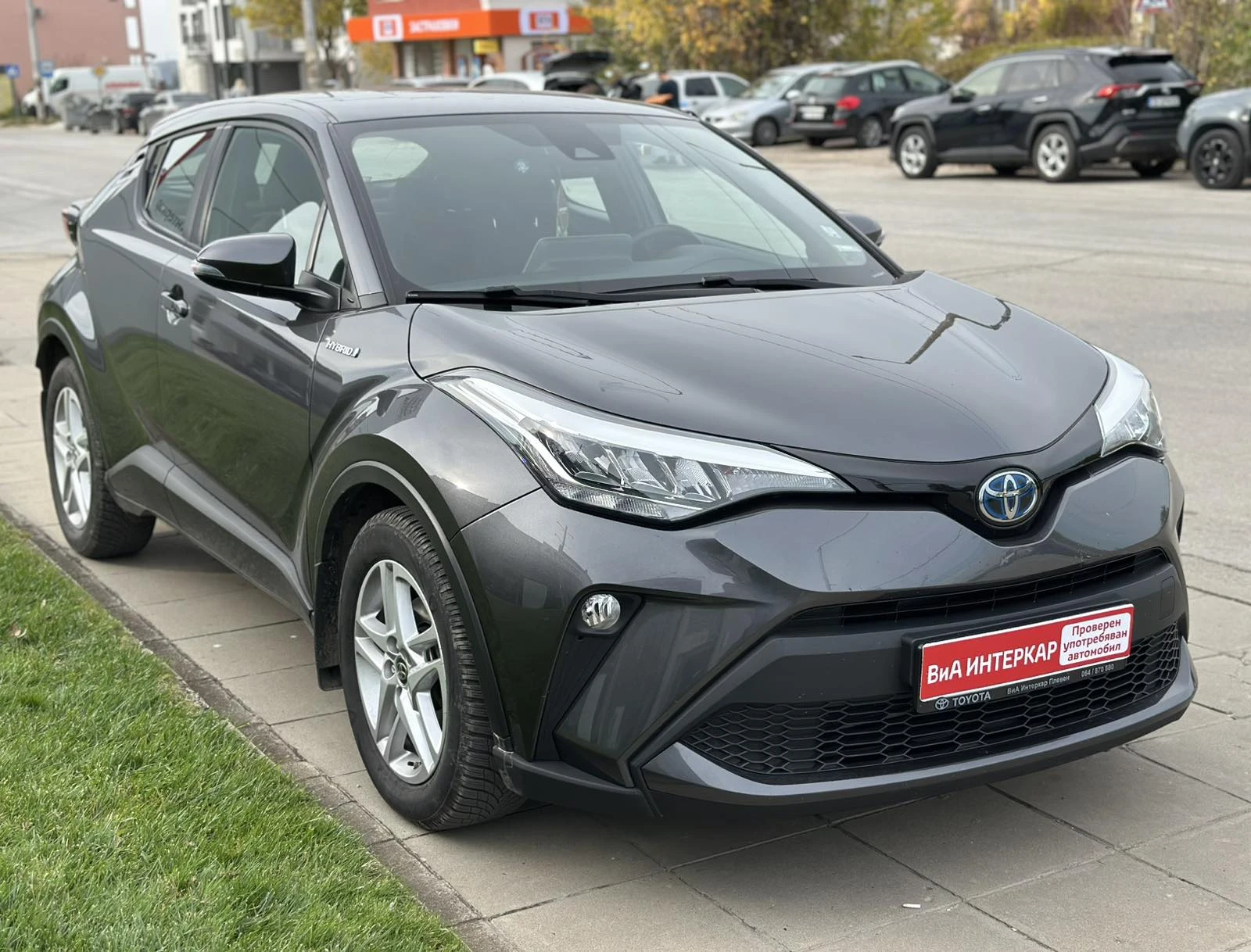 Toyota C-HR 1.8 HSD Center | Mobile.bg — изображение 10
