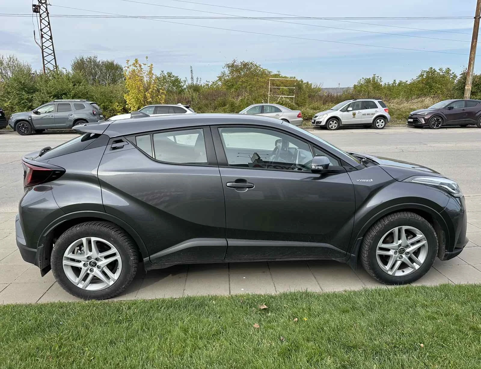 Toyota C-HR 1.8 HSD Center | Mobile.bg — изображение 9