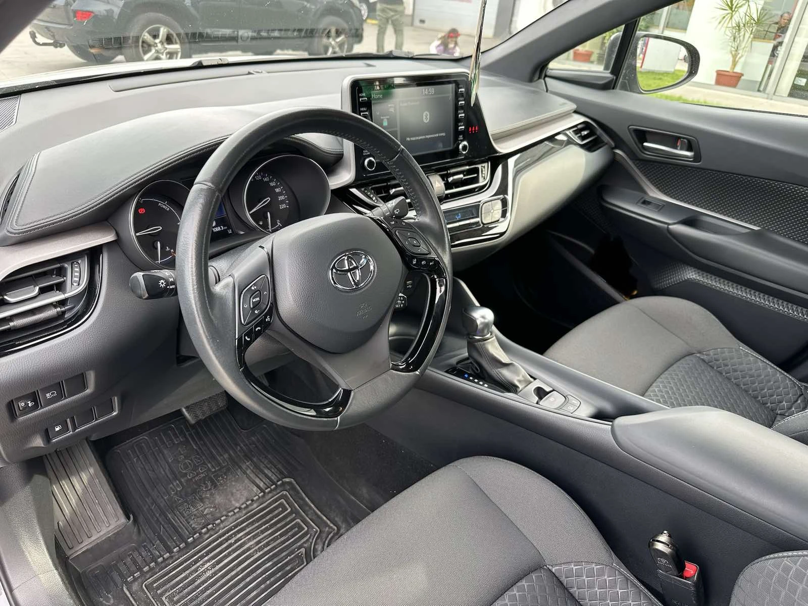 Toyota C-HR 1.8 HSD Center | Mobile.bg — изображение 11